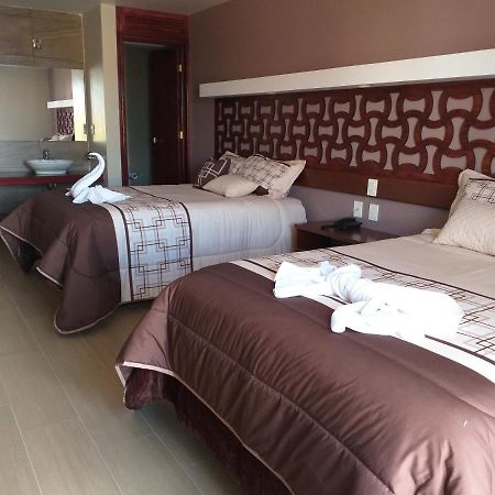 9 Estrellas Casa Hotel โกมิตัน เด โดมิงเกซ ภายนอก รูปภาพ