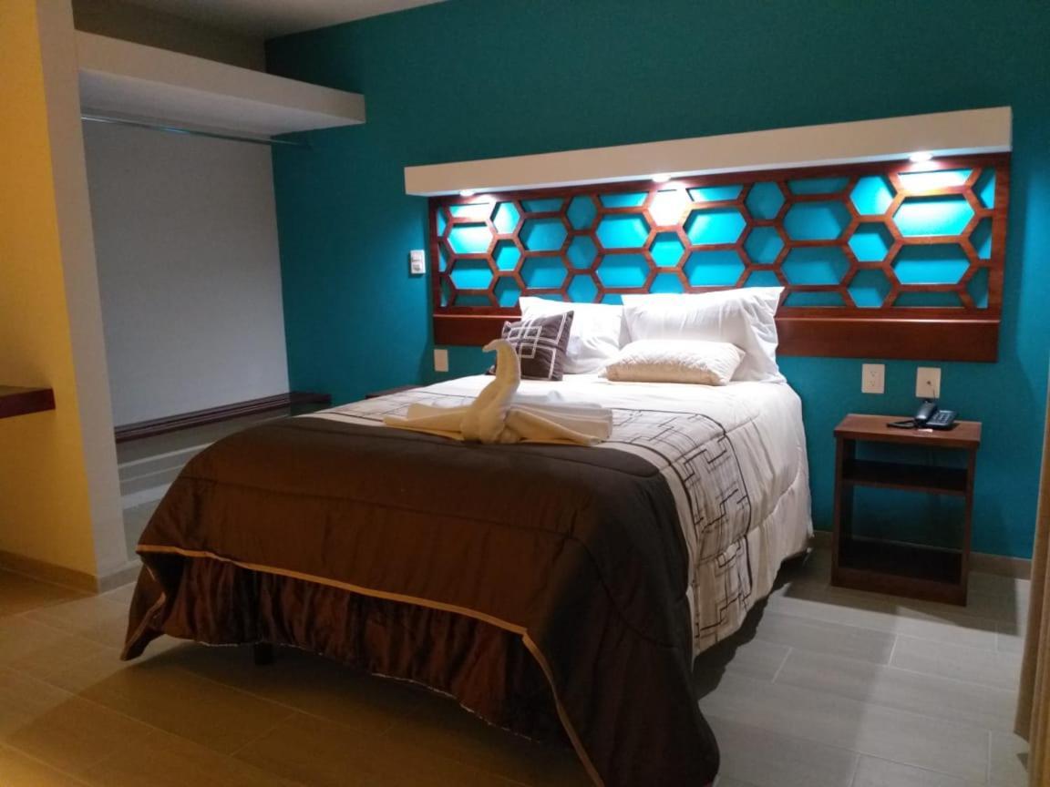 9 Estrellas Casa Hotel โกมิตัน เด โดมิงเกซ ภายนอก รูปภาพ